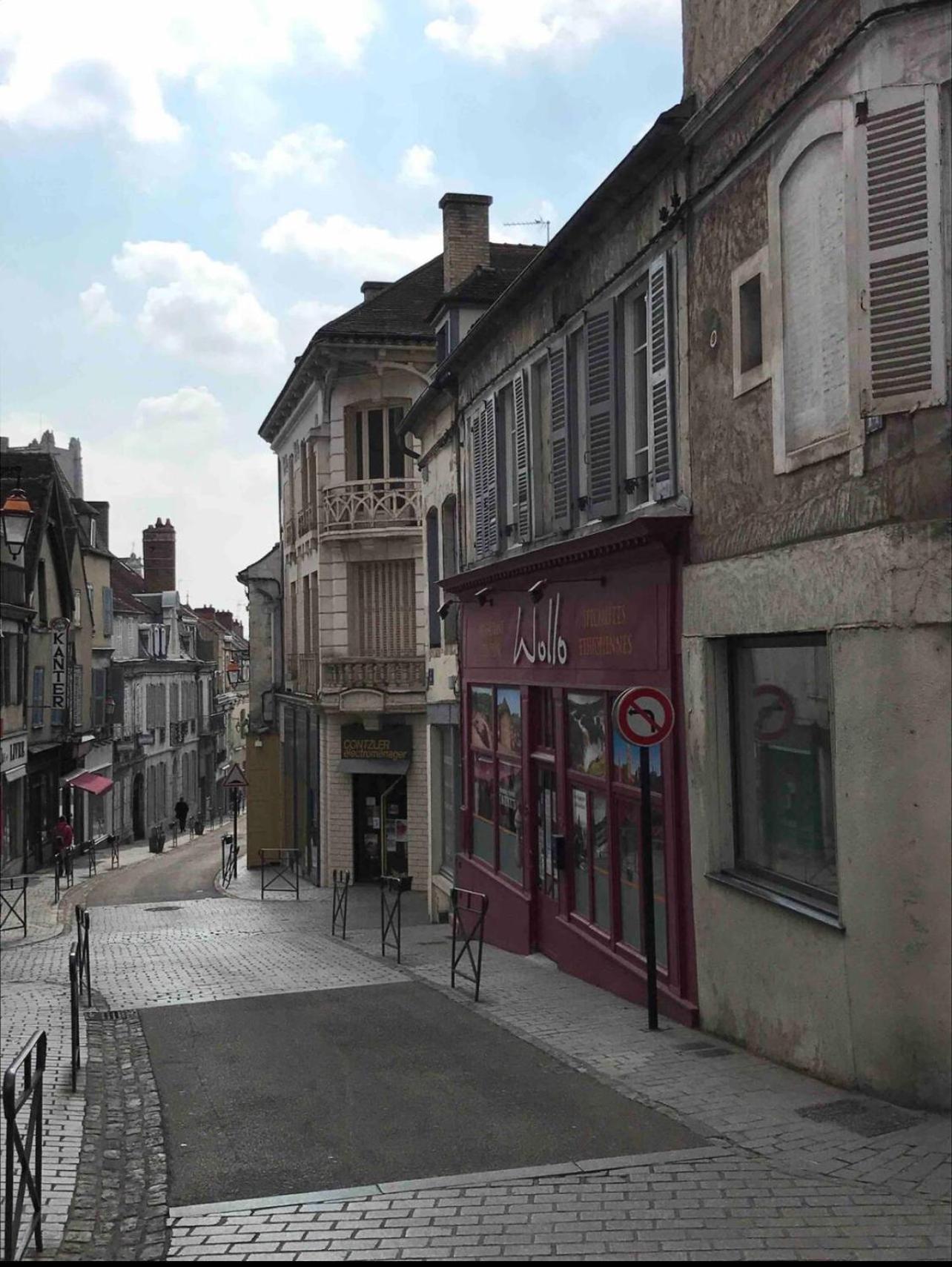 Auxerre Coeur De Ville Екстериор снимка